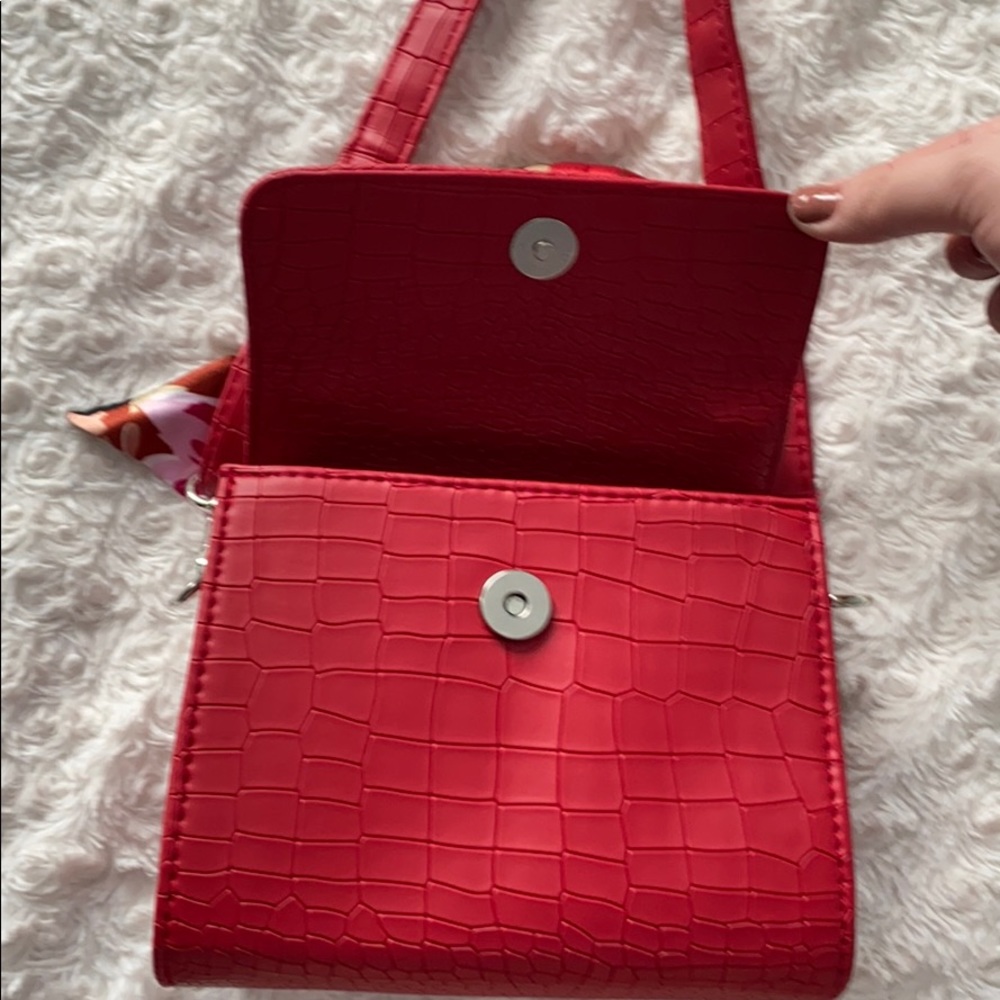 Red mini purse - Picture 3 of 4